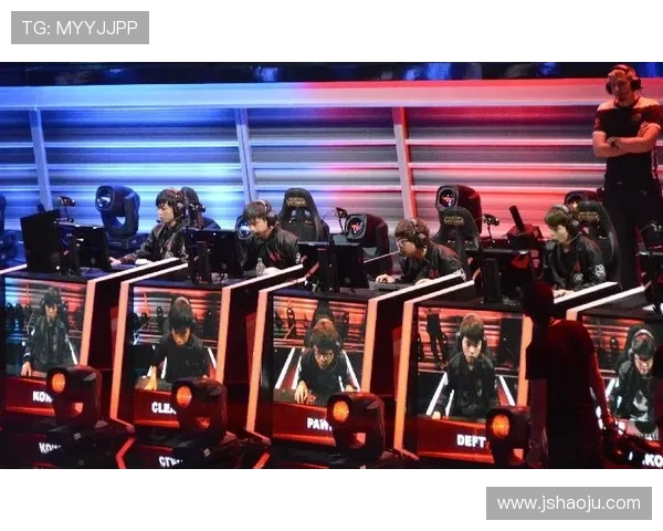 《全球电竞赛事火热开赛 各大战队新阵容亮相引发关注》 《全球电竞赛事火热开赛 各大战队新阵容亮相引发关注》