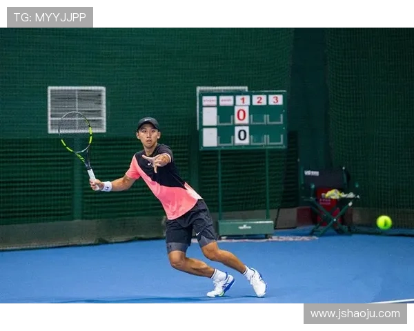 中国小将横扫世界名将强势挺进网球大师赛四强引发热议