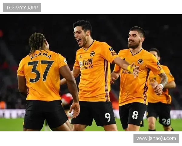 狼队崛起之路:从重建到挑战西部强队的全新突破 狼队崛起之路:从重建到挑战西部强队的全新突破