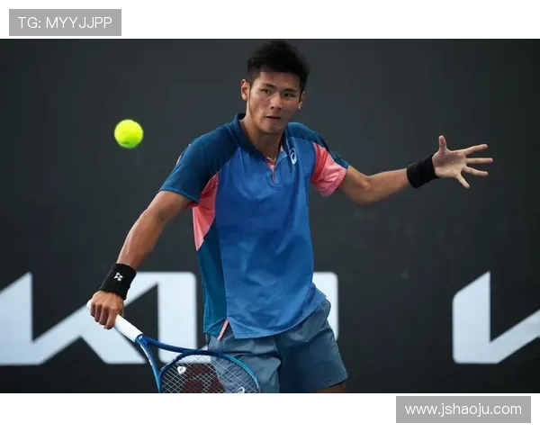 网球世界新星崛起：年轻球员打破纪录引领未来赛场风潮