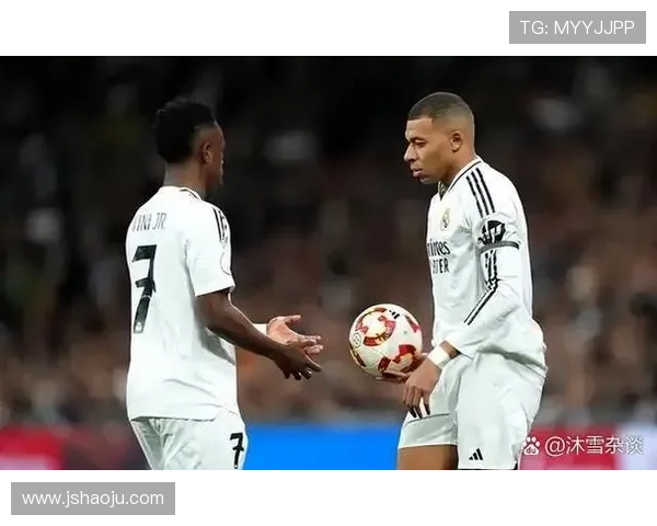 英超赛季重燃战火 曼联切尔西热刺争冠形势激烈 英超赛季重燃战火 曼联切尔西热刺争冠形势激烈